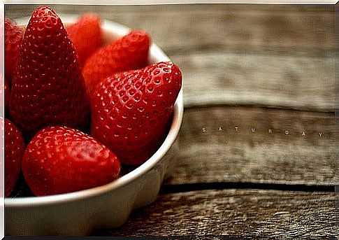 Strawberries improve kidney health