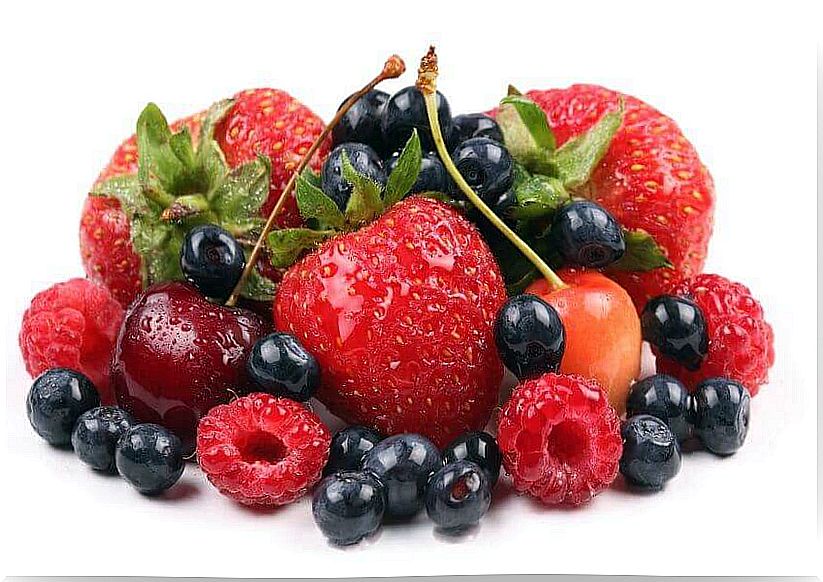 5 best breakfast foods for arthritis - berries.