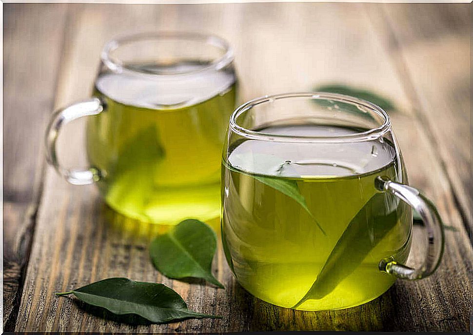 Green tea is a help for dry mouth