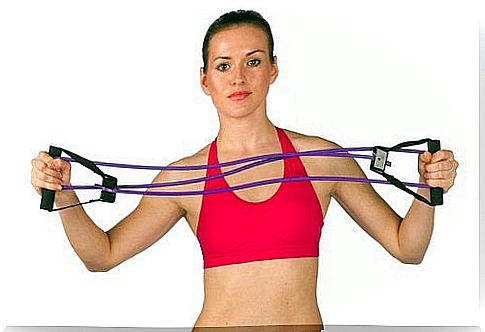 how to strengthen shoulders with rubber band