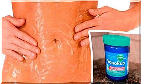 8 "secret" medical uses for Vicks ointment