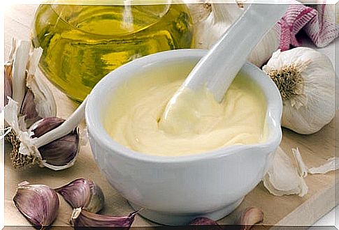 Mayonnaise treatment for hair.