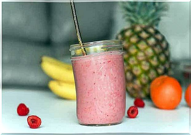 Fruit and yogurt smoothies made from the right ingredients are good for your health.