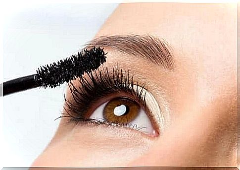 Brushing your lashes will help you get thick eyelashes