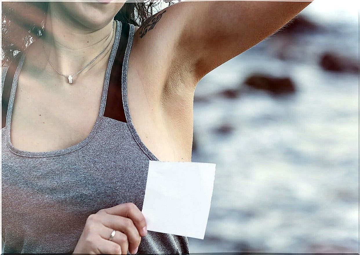 This is how you remove deodorant stains from clothes ecologically