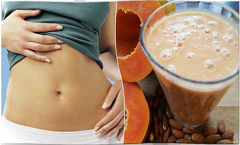 Improve digestion with almond milk-papaya smoothie