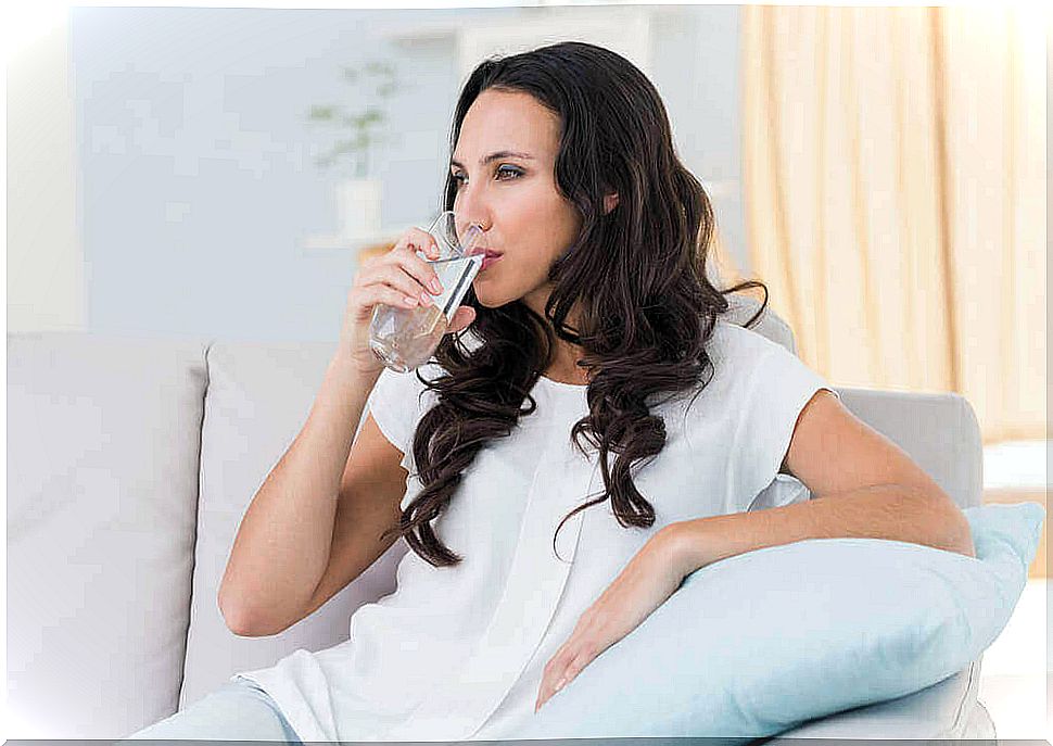 drink water and improve digestion