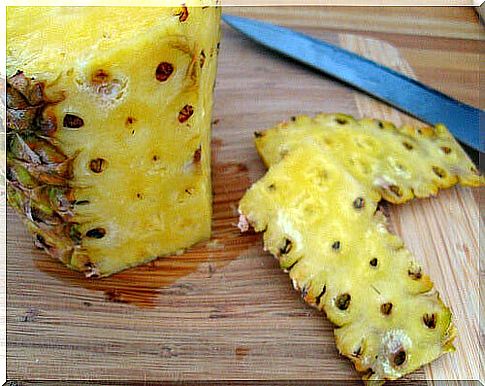 pineapple and its peels