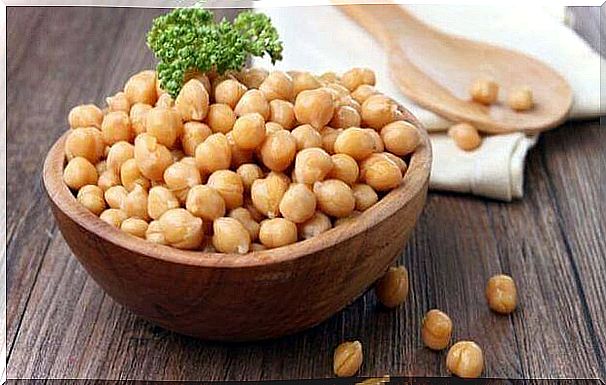 The chickpeas make a tasty salad