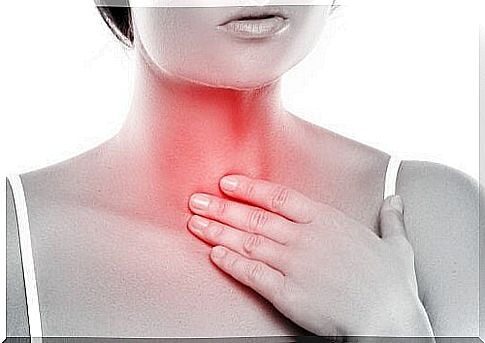 Natural oral cleansing for the treatment of laryngitis