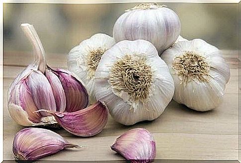 Garlic helps to improve blood vessel function