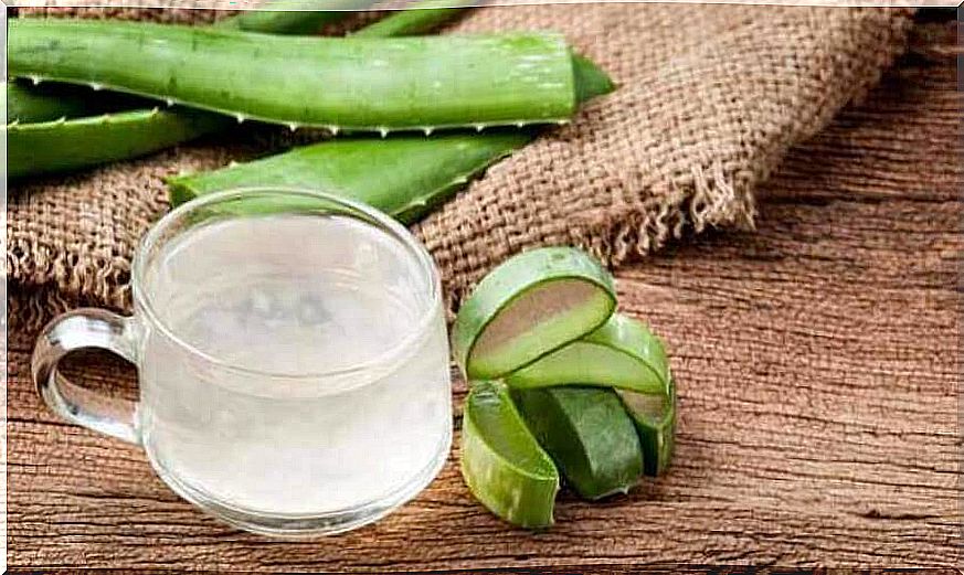 Nipple treatment with aloe vera.