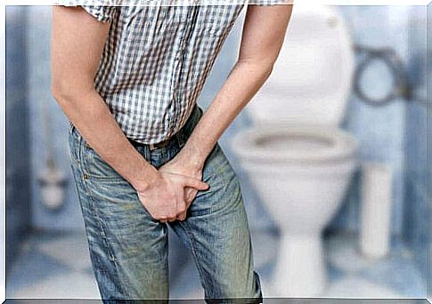 In most cases, male cystitis does not cause complications and the symptoms are comparable to female cystitis.