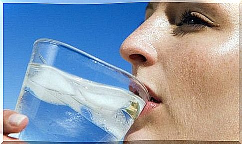 a woman drinks this much water