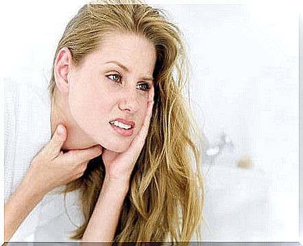 The treatment of sore throat is also possible by natural means.